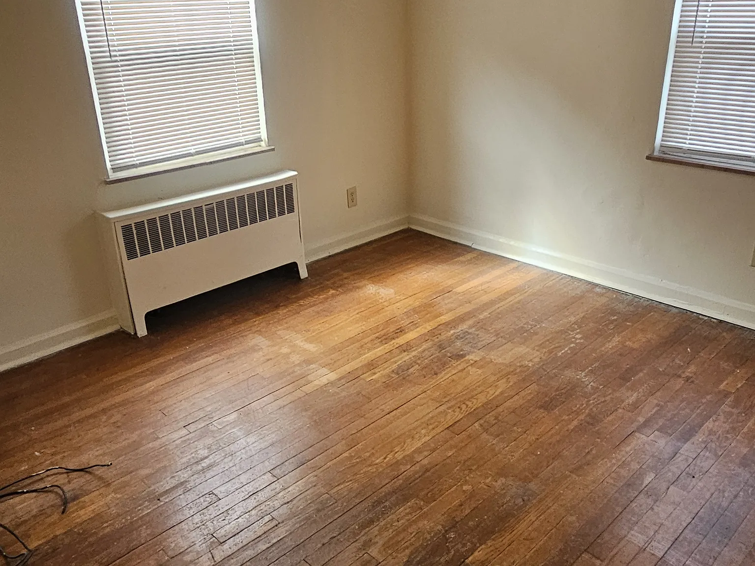 1628 Anita Pl — Photo 1