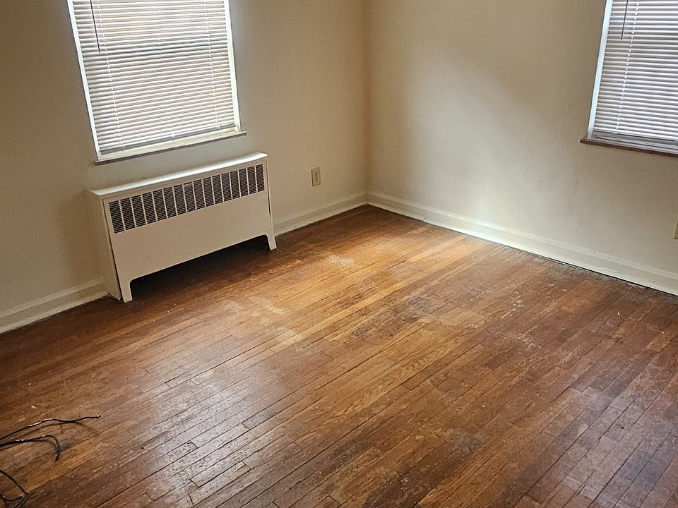 1st image of 1628 Anita Pl #2