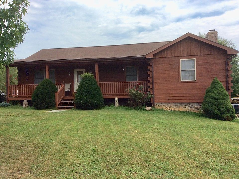 1st image of 60 Amber Woods Dr