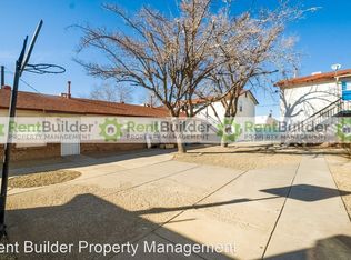 513 Candelaria Rd NW APT 3, Albuquerque, NM 87107