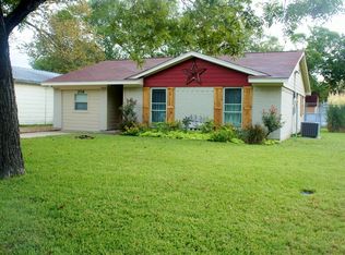 206 N Main St, Crandall, TX 75114