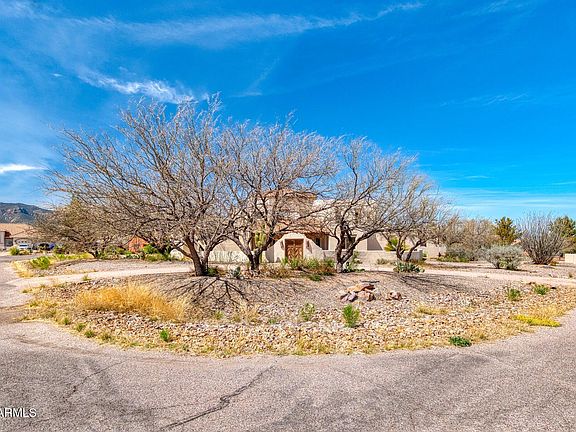 5th image of 1955 E YAVAPAI Place