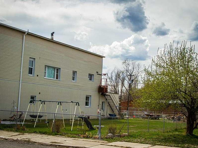 2nd image of 115 2nd St W