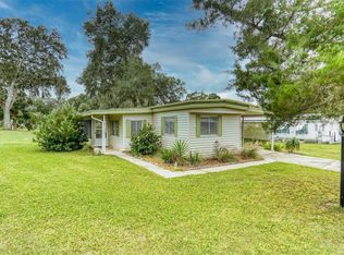 304 Sheerwood Dr, Lady Lake, FL 32159