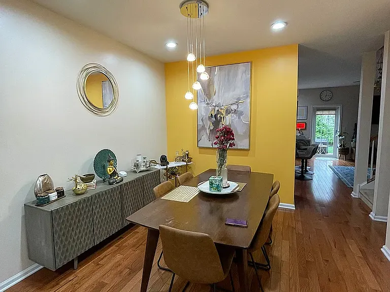 56 Andrews Way — Photo 4