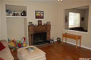 5th image of 205 Ryland Ct