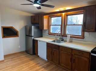 24 Pleasant St #3, Wakefield, MA 01880