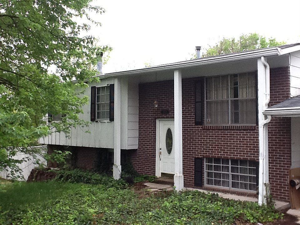 For Sale: 3723 Carol Park Rd, House Springs, MO 63051