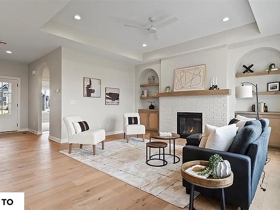 3rd image of 5802 Westfield Dr