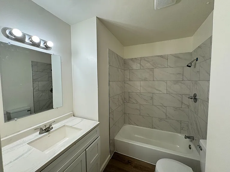 3543 Berkley Dr — Photo 6
