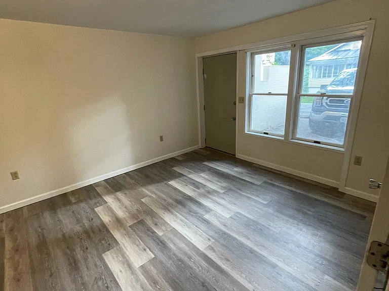 120 James St #2 — Photo 8
