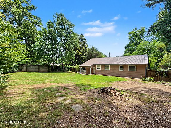 5th image of 1109 Tapoco Ave