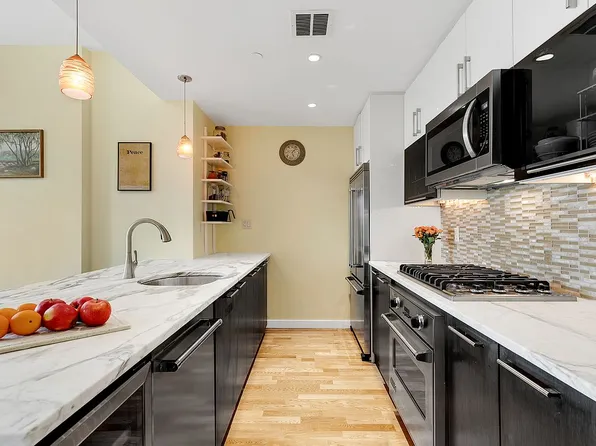 500 4th Ave APT 4N, Brooklyn, NY 11215