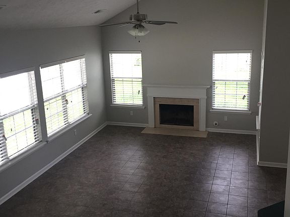 3rd image of 3832 Old Tates Creek Ct