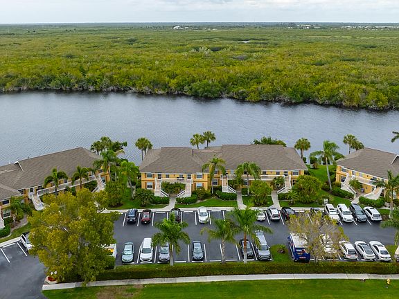 2nd image of 1295 Mainsail Dr Unit 914