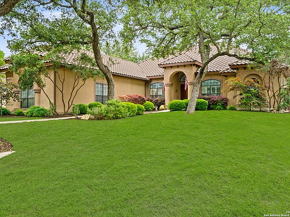2nd image of 327 REGENT CIR