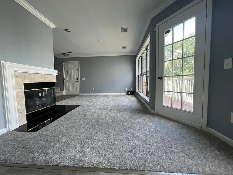 8210 Catbird Cir #201 — Photo 1