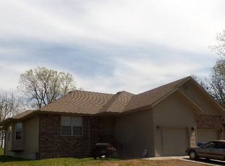 502 Kadee Dr, Crane, MO 65633