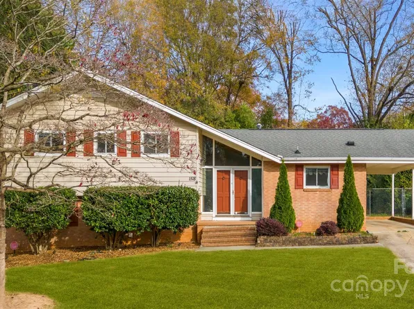 1518 Lynhurst Dr, Gastonia, NC 28054