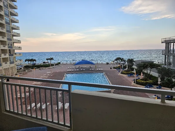 3180 S Ocean Dr, Hallandale, FL