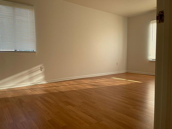 5th image of 43227 Cape Dr #2