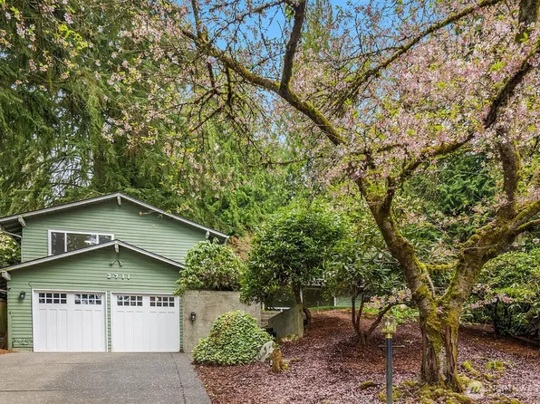 2711 101st Place NE, Bellevue, WA 98004