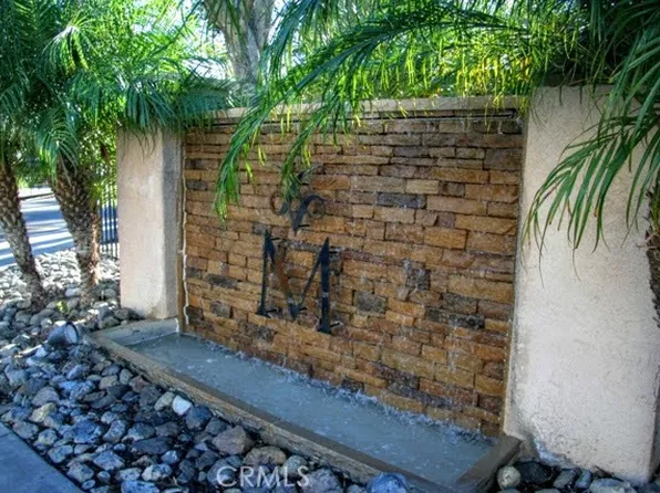 5520 Owensmouth Ave APT 105, Woodland Hills, CA 91367
