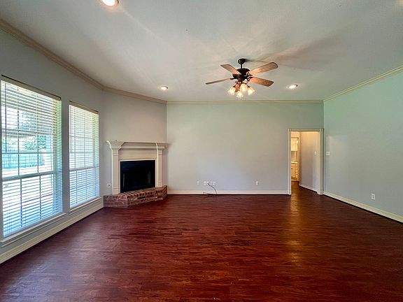 5th image of 16780 Terrebonne Dr