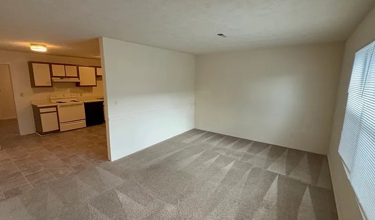 126 Clover Valley Cir — Photo 2