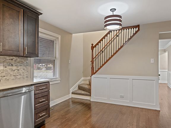 4th image of 8961 S East End Ave
