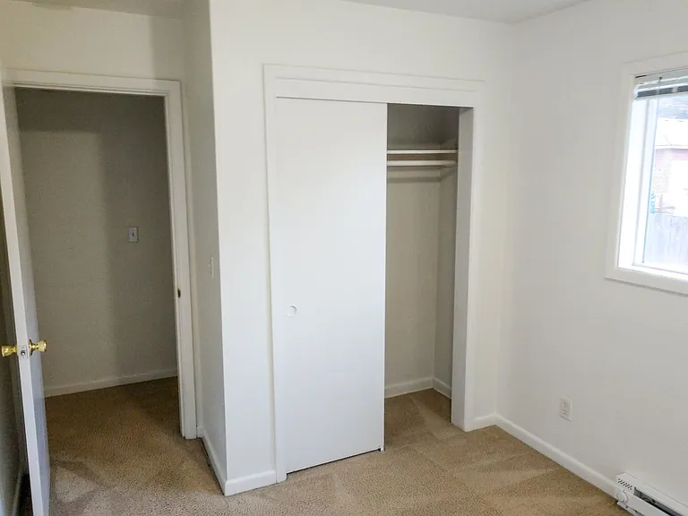 1136 Fairmount Ave S — Photo 18