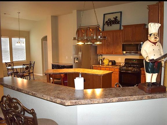 5th image of 1002 Wooded Creek Dr
