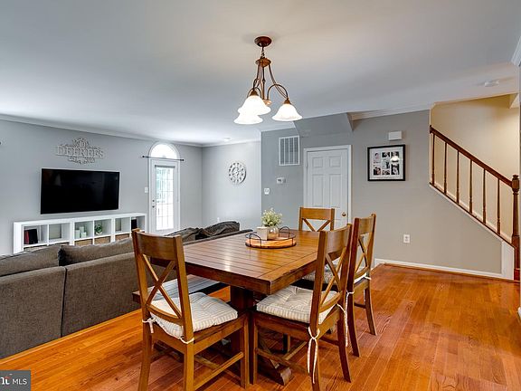 5th image of 9427 William Kirk Ln
