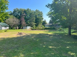 37 Pine Ridge Ter, River Falls, WI 54022