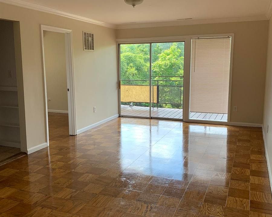 2nd image of 5305 Riverdale Rd APT 6