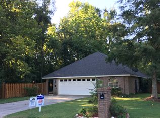 924 Bridgewater, Benton, AR 72019