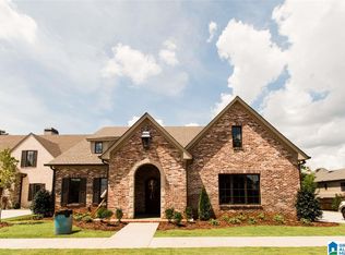 112 Walaneut Hill Ln, Vestavia Hills, AL 35226