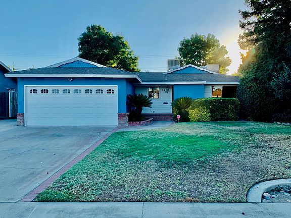 2nd image of 2621 S Encina St