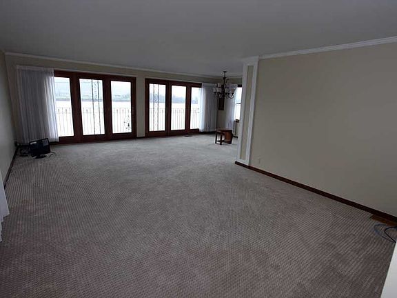 5th image of 254 1st Ave