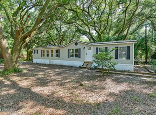 178 Coffin Point Rd, Saint Helena Island, SC 29920