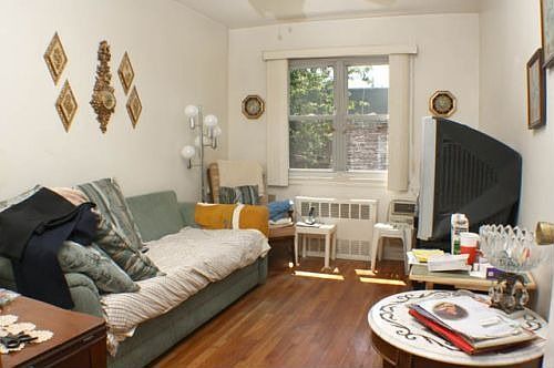 5th image of 9918 Avenue J