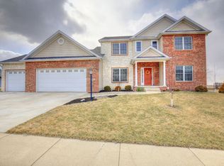 1613 Sandcherry Ct, Champaign, IL 61822