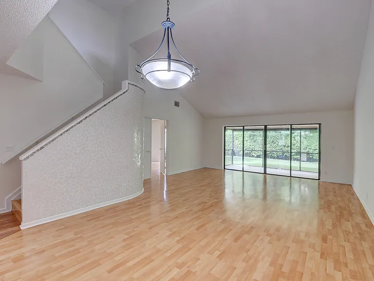 8644 Eagle Run Dr #18 — Photo 13