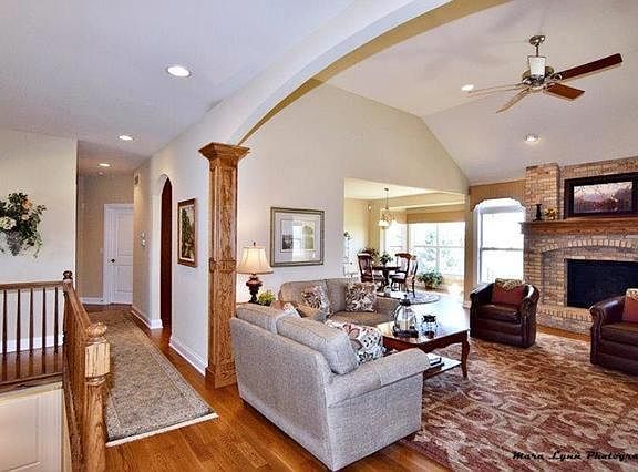 5th image of 303 Lake Run Ln