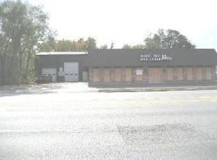 2365 Plainfield Rd, Crest Hill, IL 60403