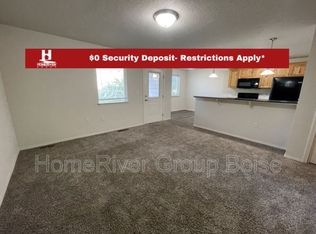 1328 S Edgewater Cir APT 102, Nampa, ID 83686