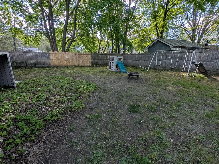 3 Barton St #3 — Photo 24