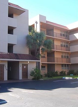 4th image of 9510 Seagrape Dr APT 404