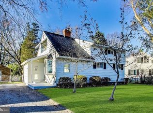 302 Cedar Ln, Rockville, MD 20851