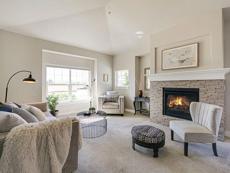 1st image of 4902 Brookfield Dr #4-C